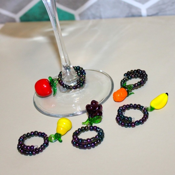 ๐3/20$5/25๐SET VINTAGE BLOWN GLASS FRUIT WINE GLASS CHARM - Picture 4 of 16